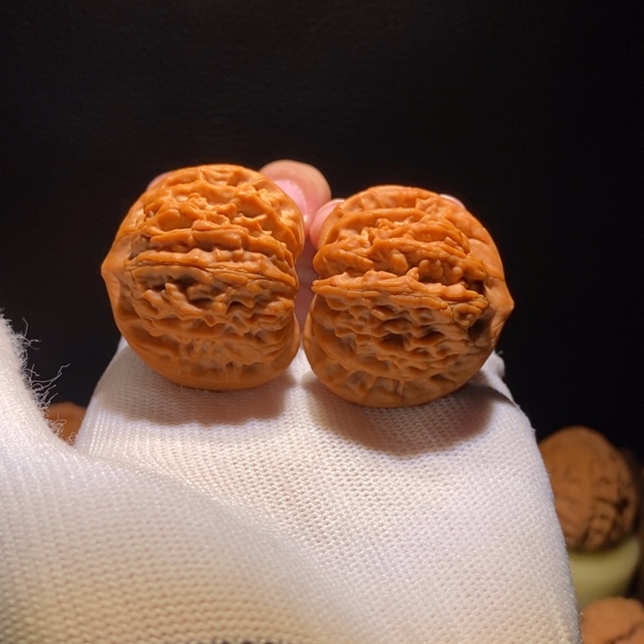 东***孙文玩核桃吊坠全品38野生