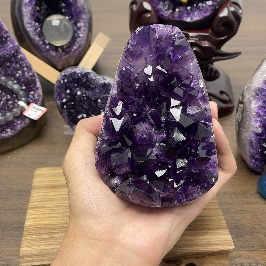 未镶嵌大型摆件（非配饰）紫晶