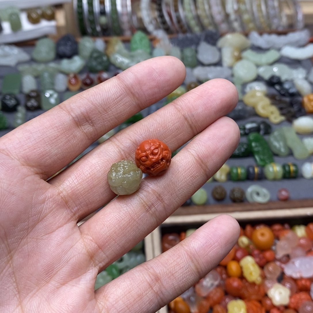 和田玉颈饰未镶嵌彬*