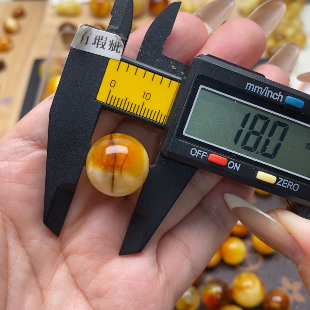 琥珀未镶嵌珠宝奇石蜜蜡1339