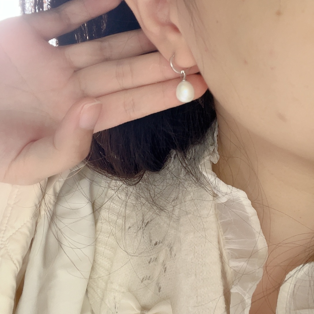 H***k淡水珍珠耳饰银S925镶嵌