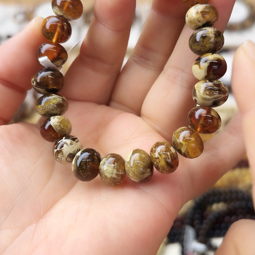 琥珀未镶嵌裸石十一91598