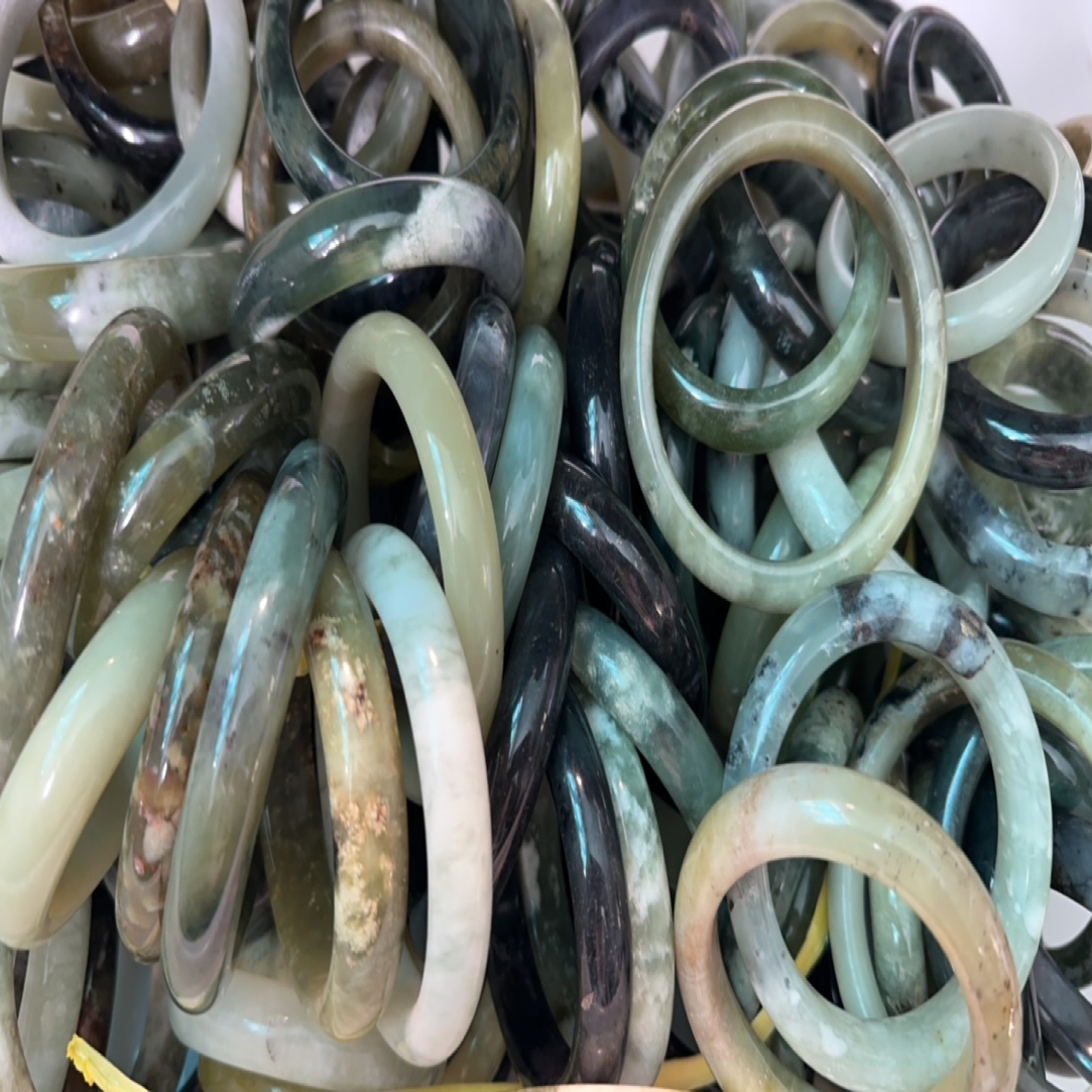纯天然岫玉手镯，挂坠，