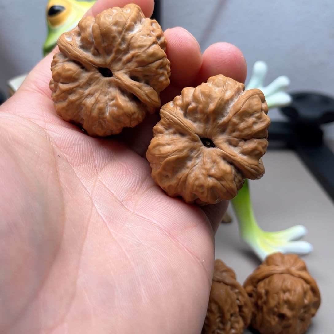 文玩核桃吊坠延庆