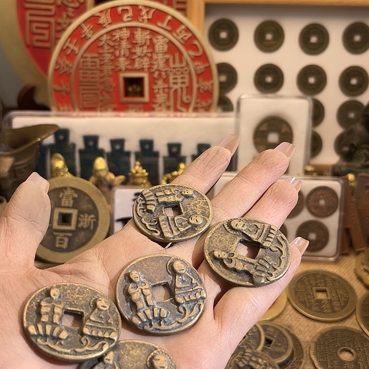 D***1铜现代翻砂工艺作品