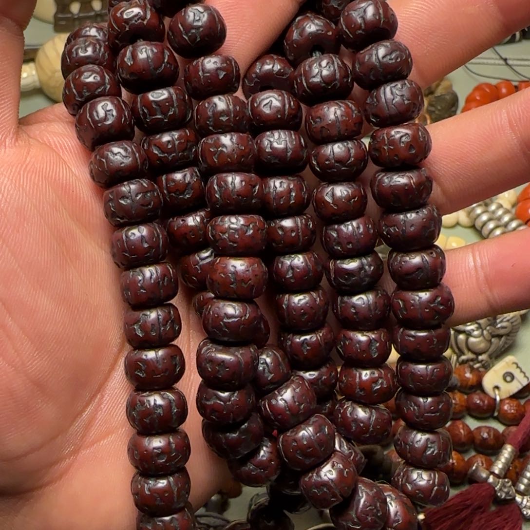 泥塑完美108扎西德勒