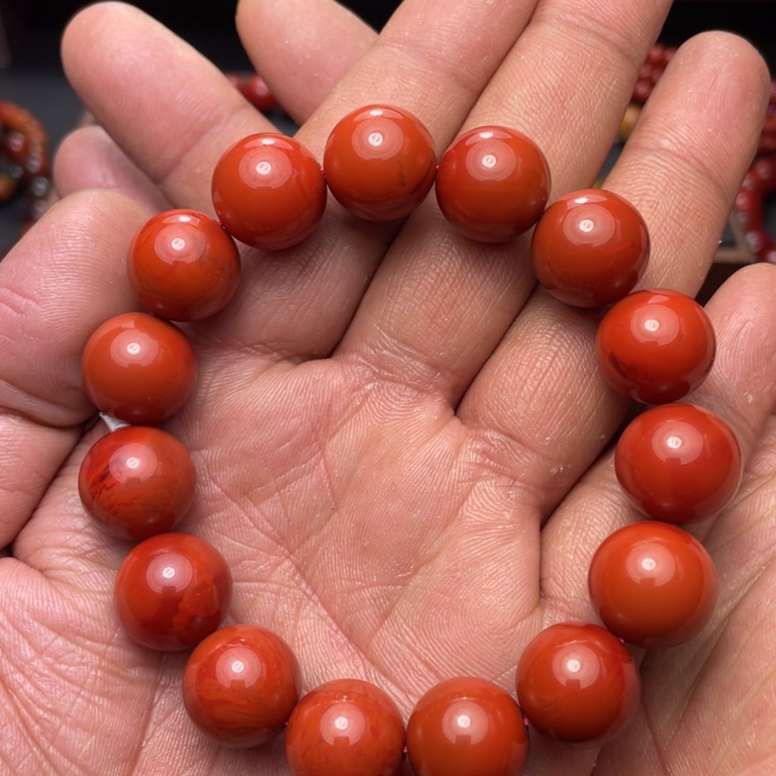 南红玛瑙原矿南红手串未镶嵌L*-