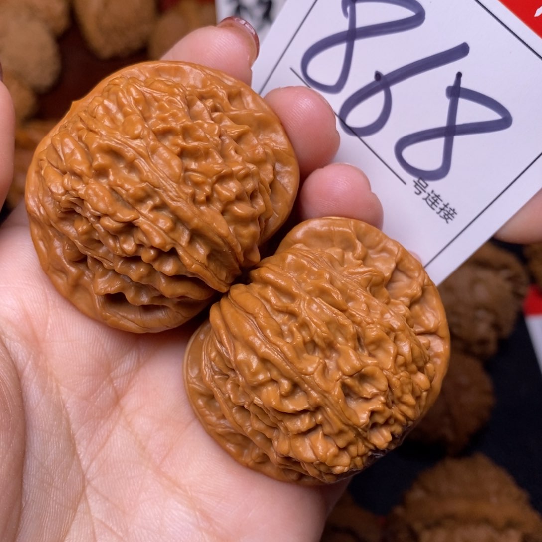 文玩核桃把件868四座楼4.4