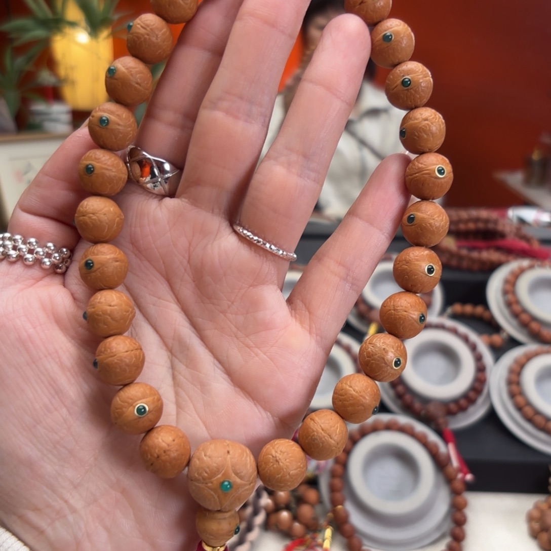 J***吊坠凤眼菩提12毫米手持