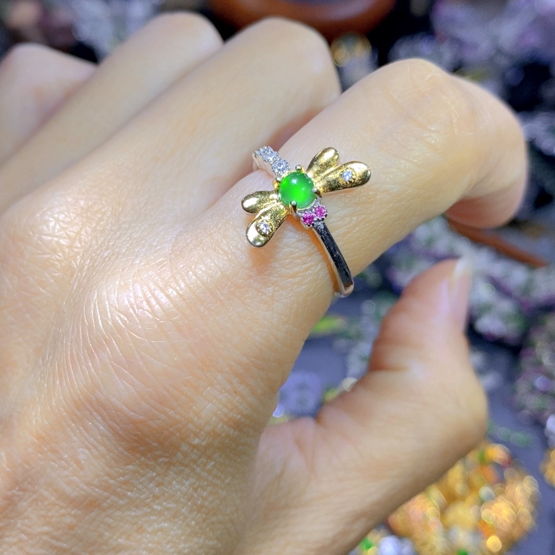 翡翠颈饰银S925镶嵌天然翡翠