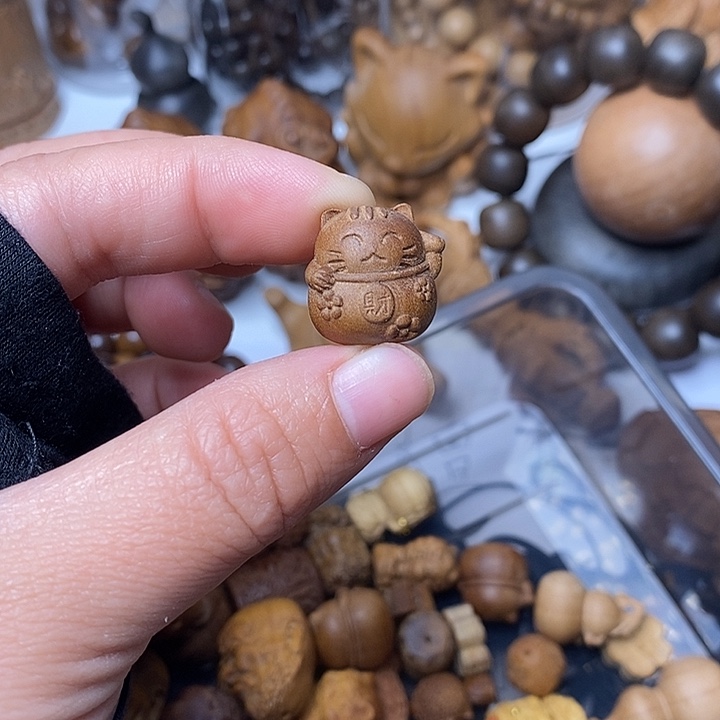 檀香木老山檀香招财猫配饰