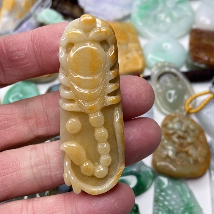 定制翡翠未镶嵌翡翠