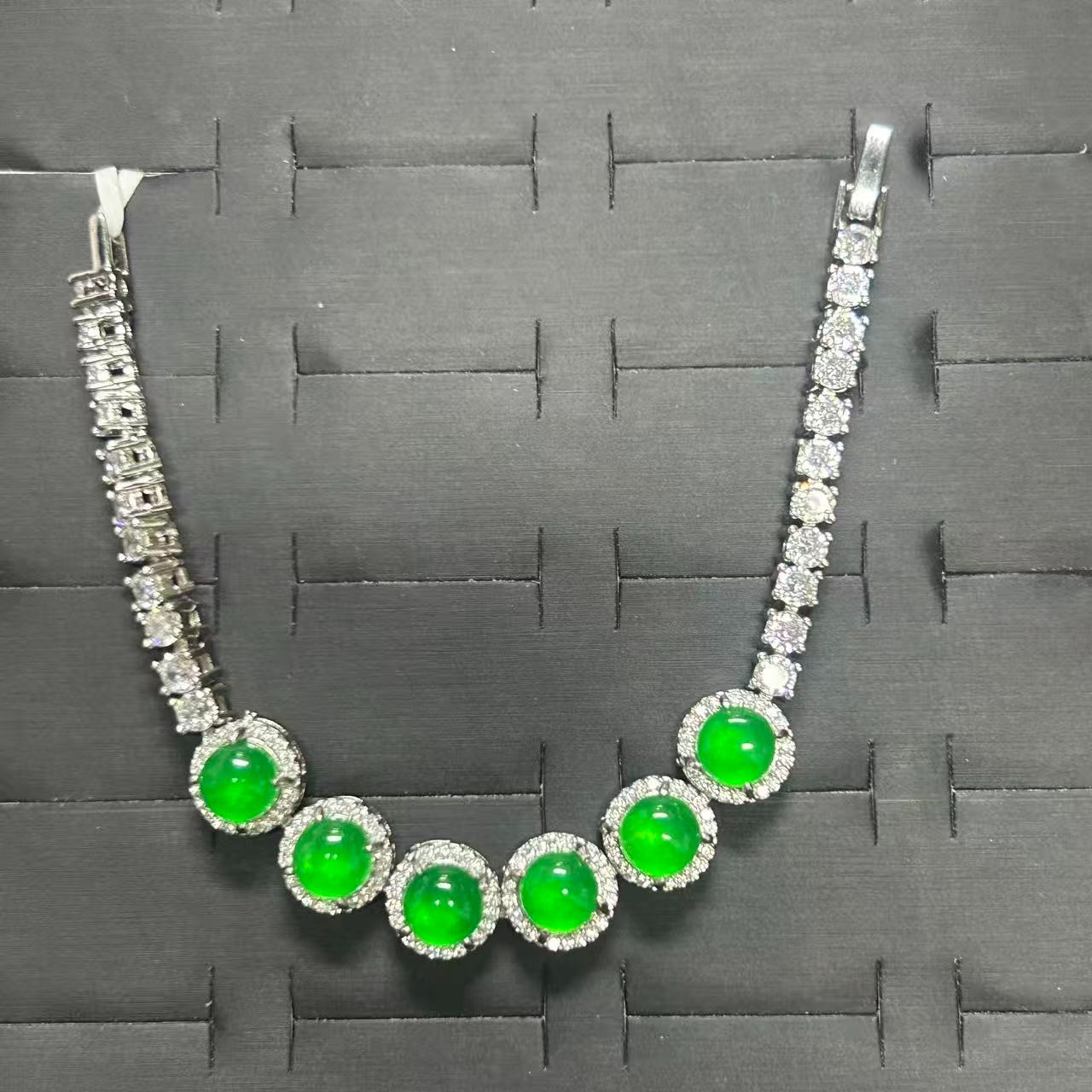 手链 绿翠色蛋面手链饰品