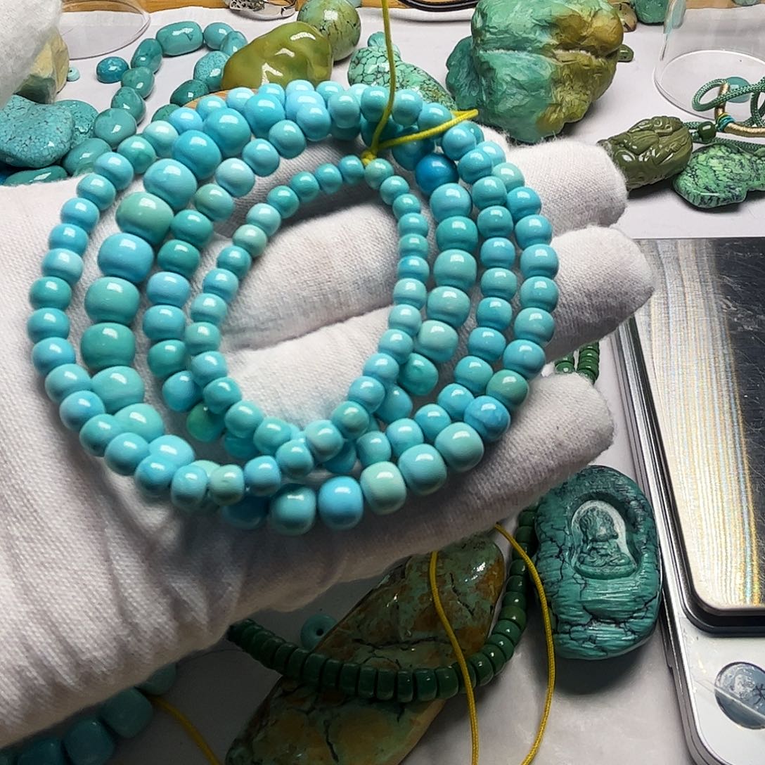 一****绿松石未镶嵌珠宝奇石