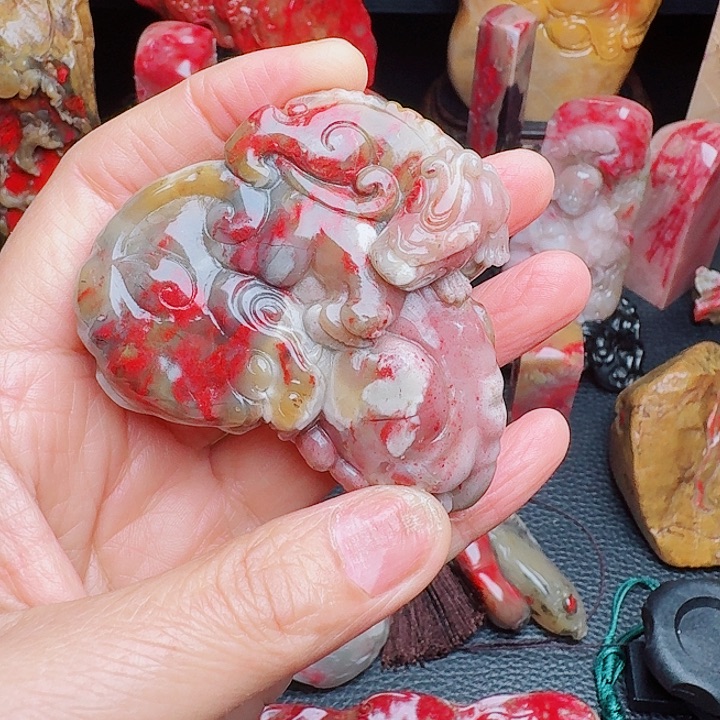 悟***昌化鸡血石昌化鸡血石精品把件