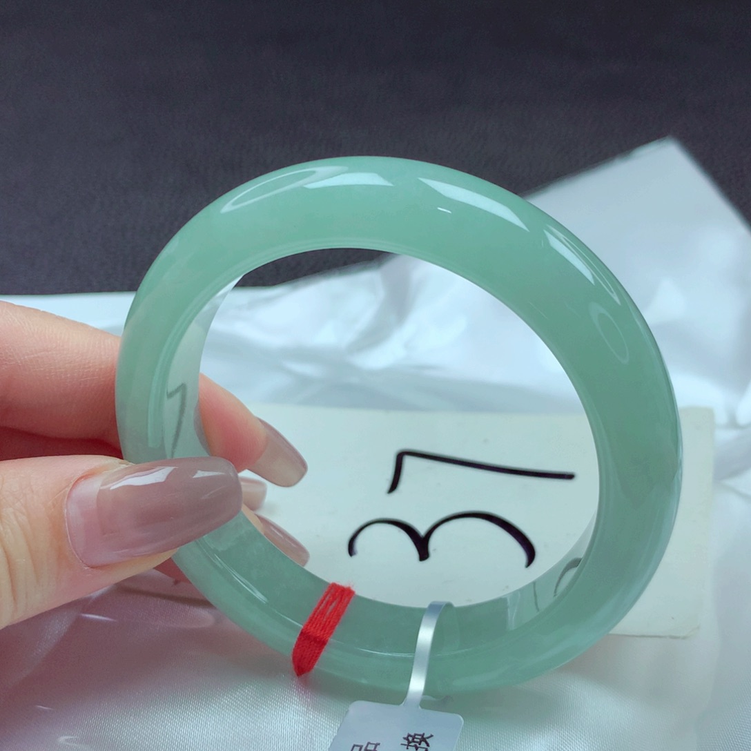 翡翠手镯未镶嵌手镯55