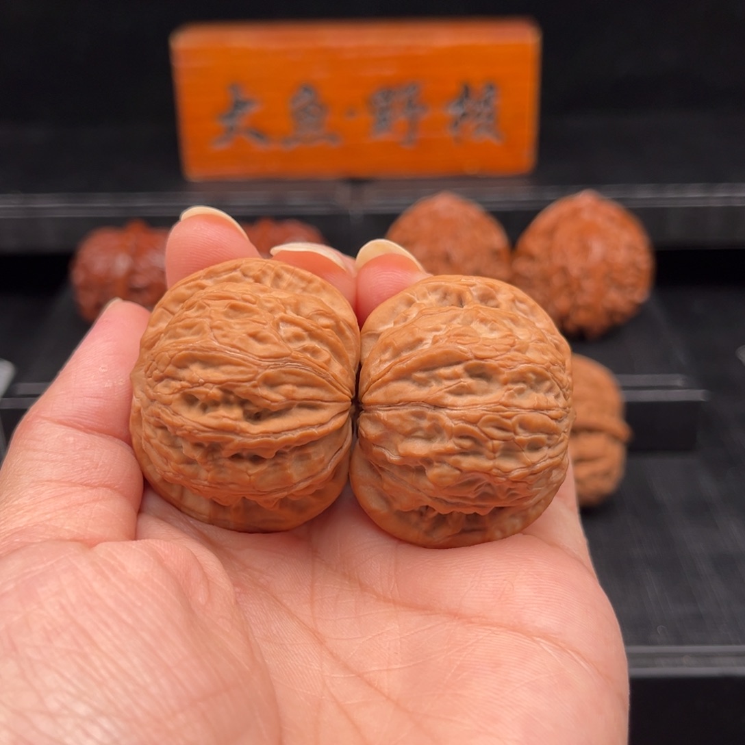 【闪购商品】文玩核桃吊坠赵氏闷尖