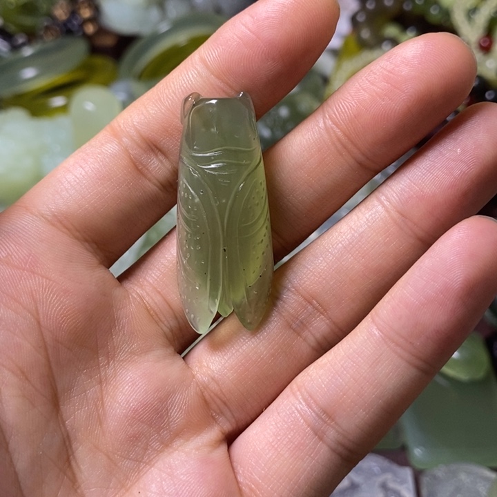 岫玉岫玉颈饰未镶嵌