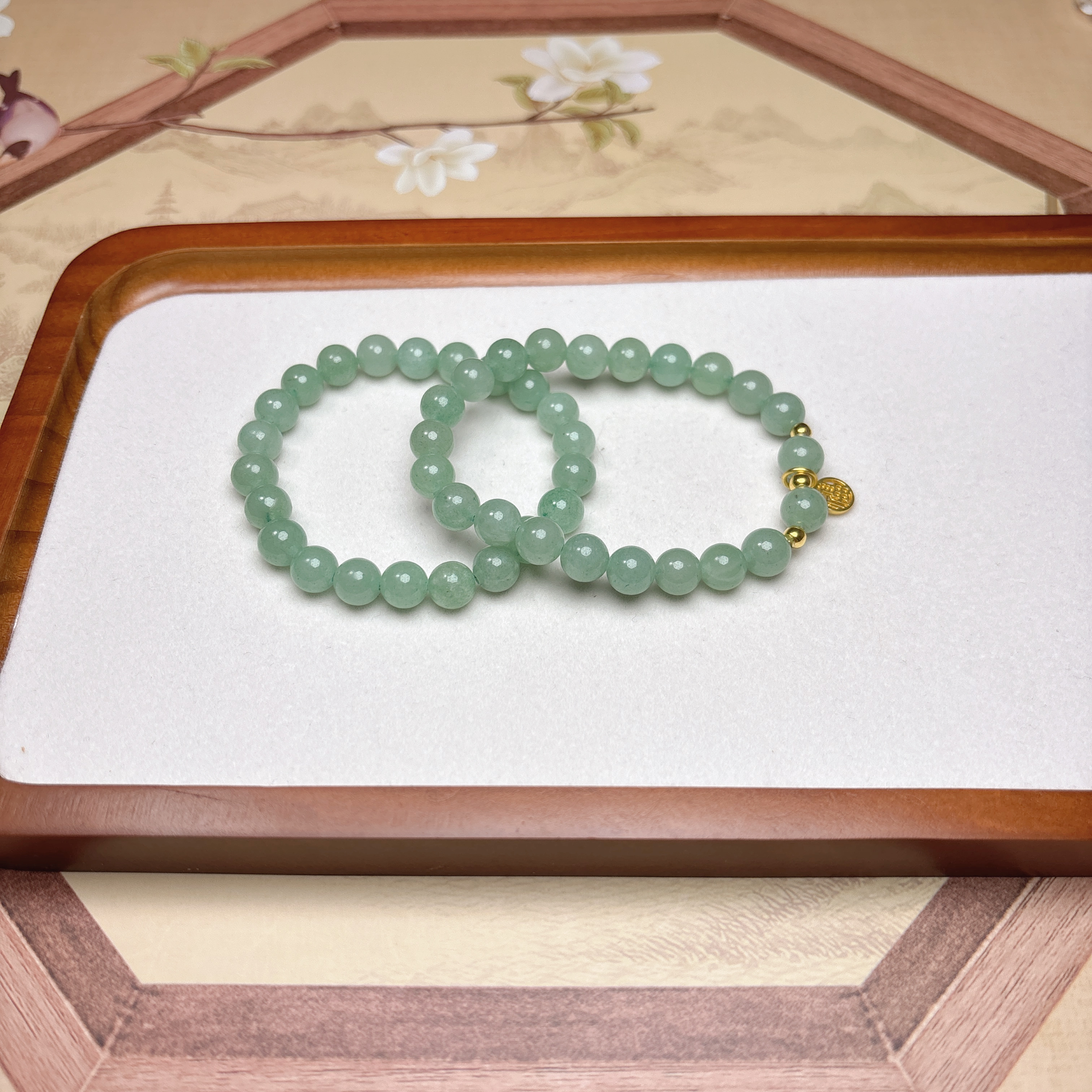 天然冰透玉石手串素圈简约绿色手链