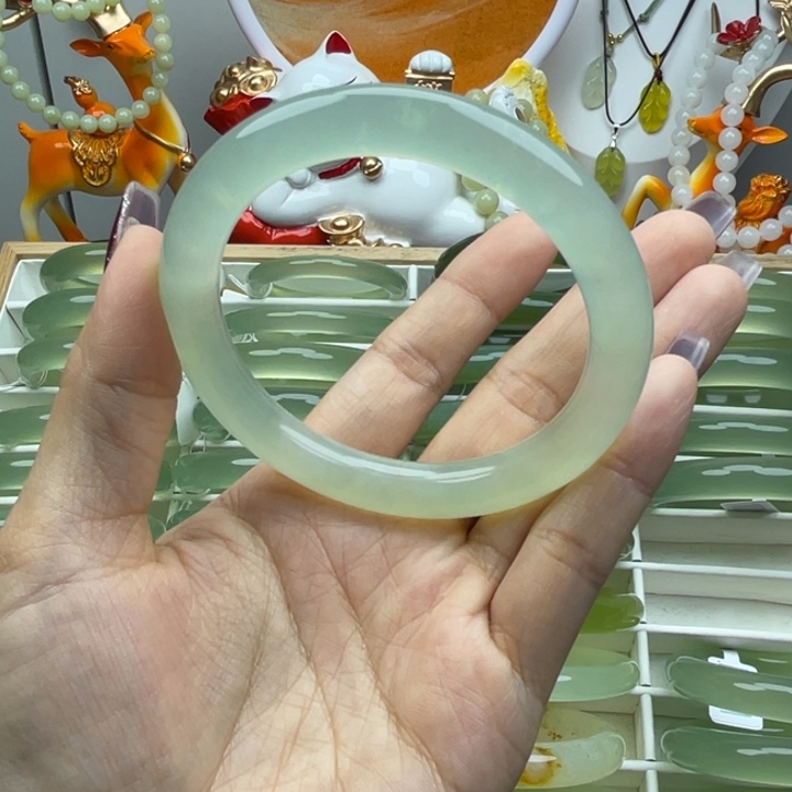 铁***花岫玉未镶嵌手镯岫玉