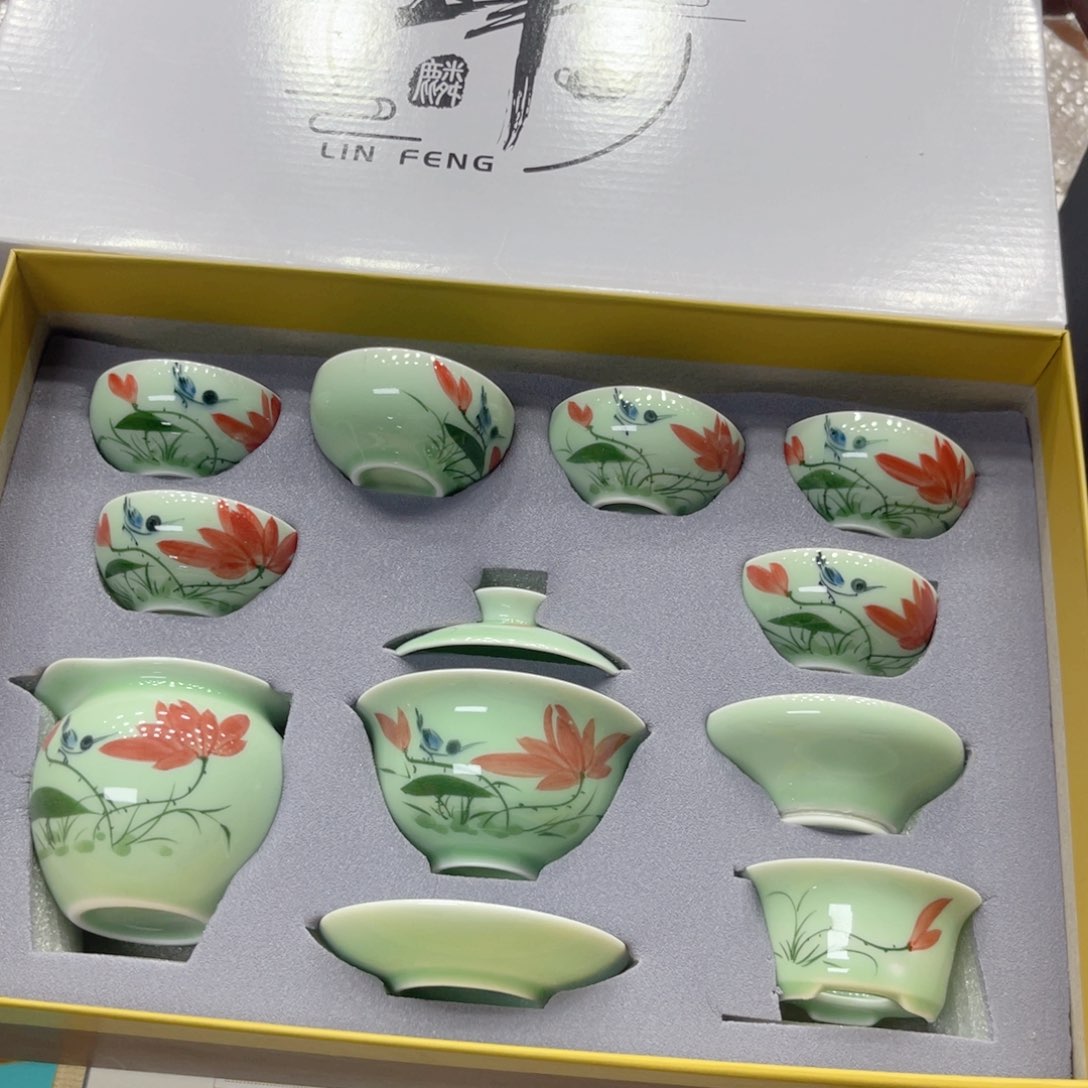 孤品茶具套装等等。