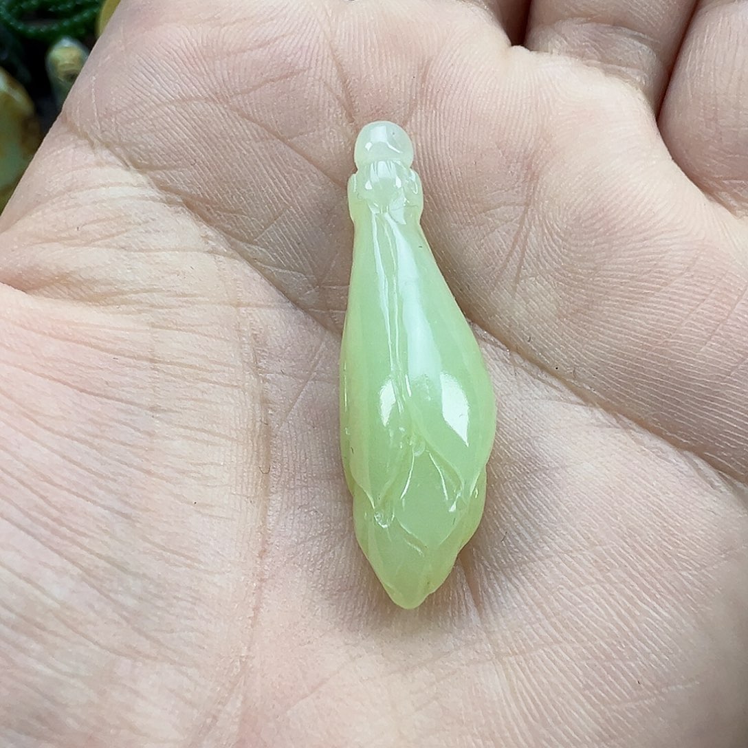 和田玉（糖玉）未镶嵌颈饰