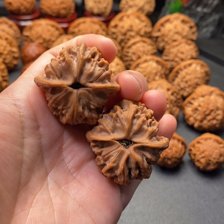 文玩核桃把件38尺天地