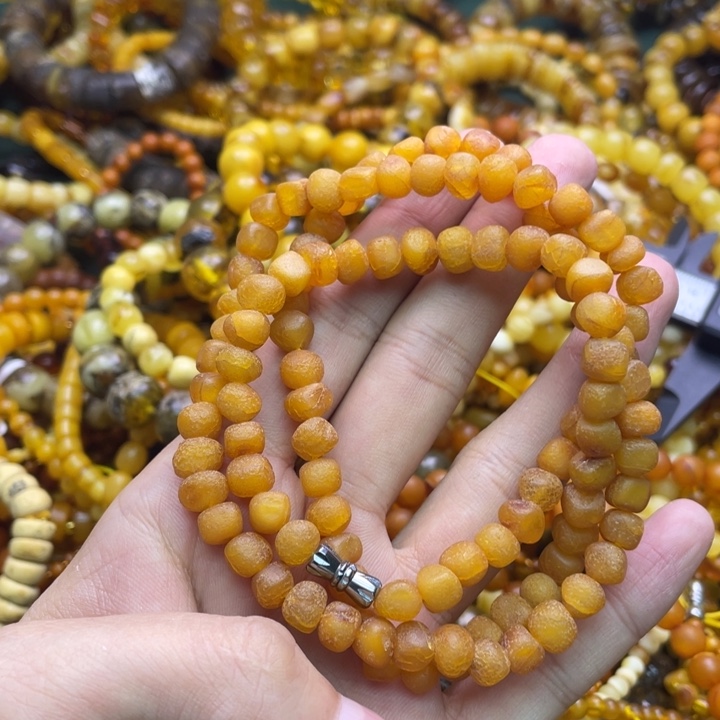 琥珀未镶嵌珠宝奇石