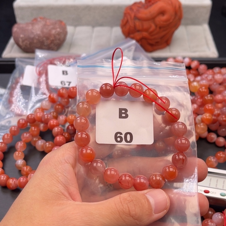 南红玛瑙未镶嵌多样性发货默认微瑕称重10mm