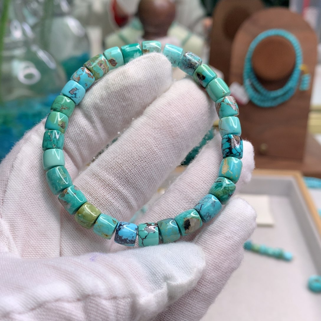 绿松石未镶嵌饰品