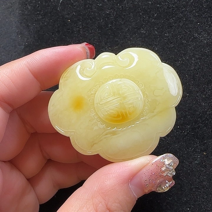 蜜蜡珠宝奇石未镶嵌