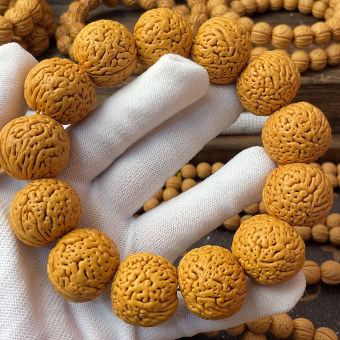 吊坠桃核精品龙蛋