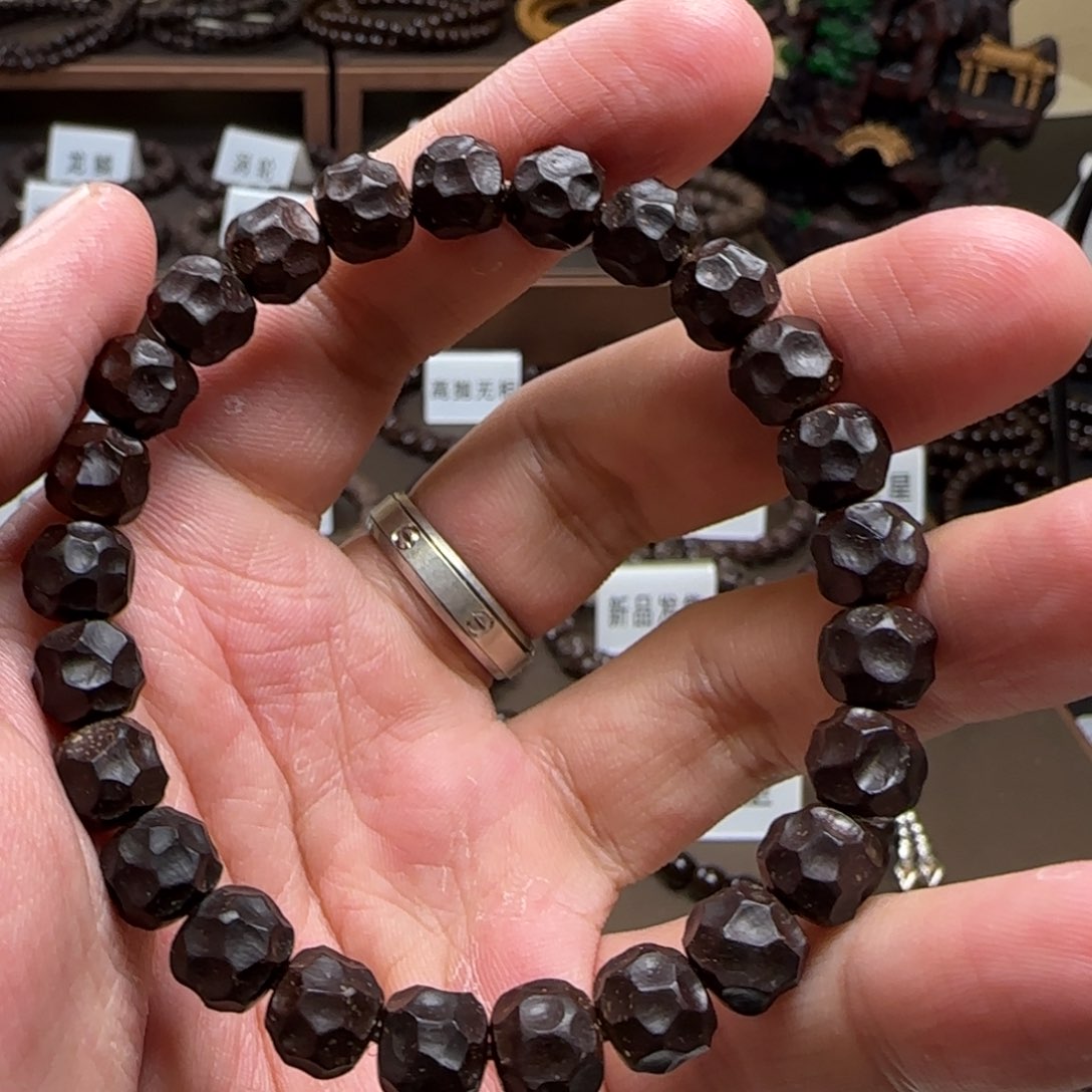 椰蒂吊坠2***?98无相单圈cvhvxddd