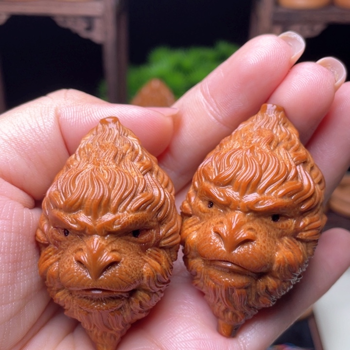 吊坠橄榄核大圣手球