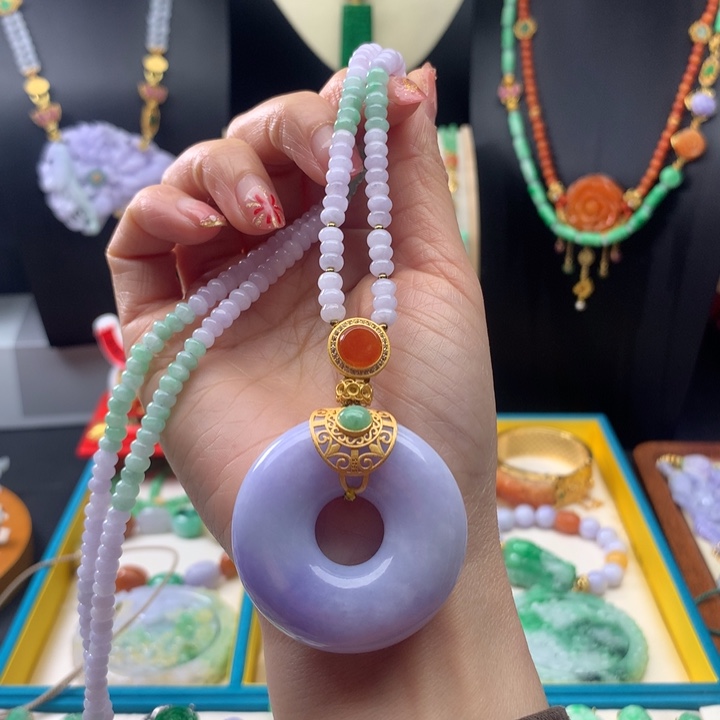 翡翠颈饰未镶嵌二***0紫翡甜甜圈
