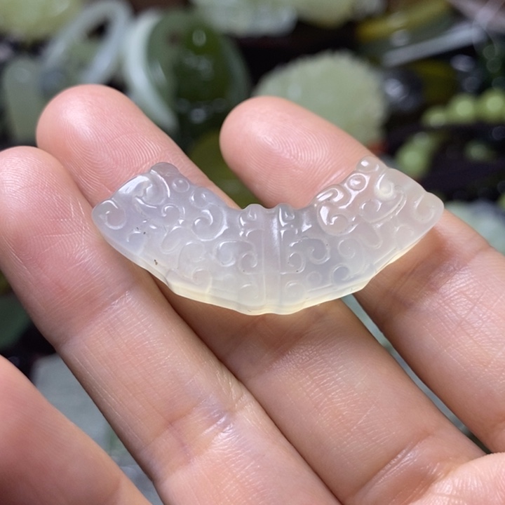 岫玉岫玉颈饰未镶嵌