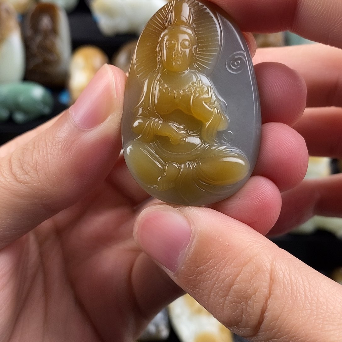 和田玉挂件未镶嵌