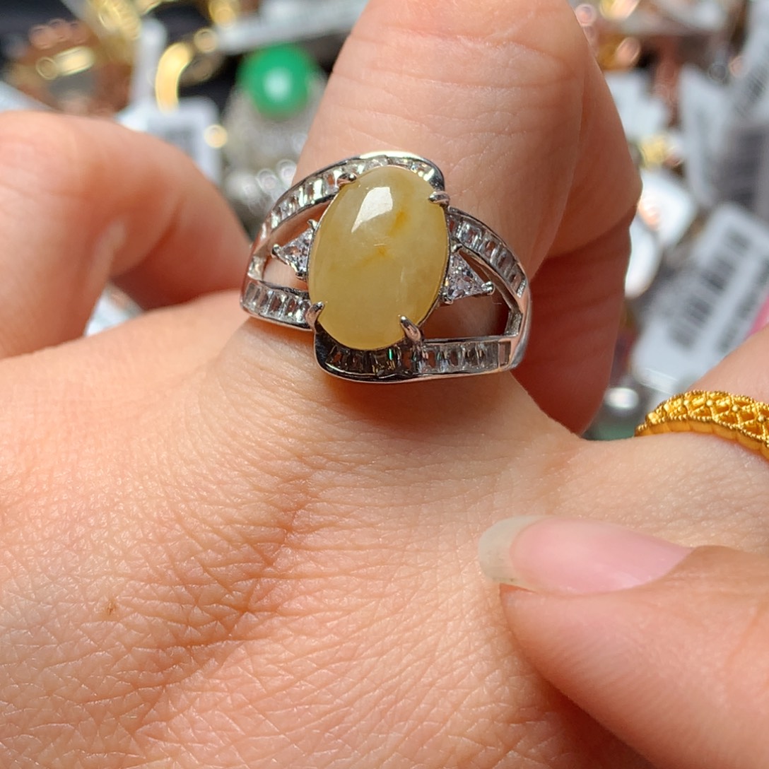 翡翠戒指银S925镶嵌天然翡翠戒指