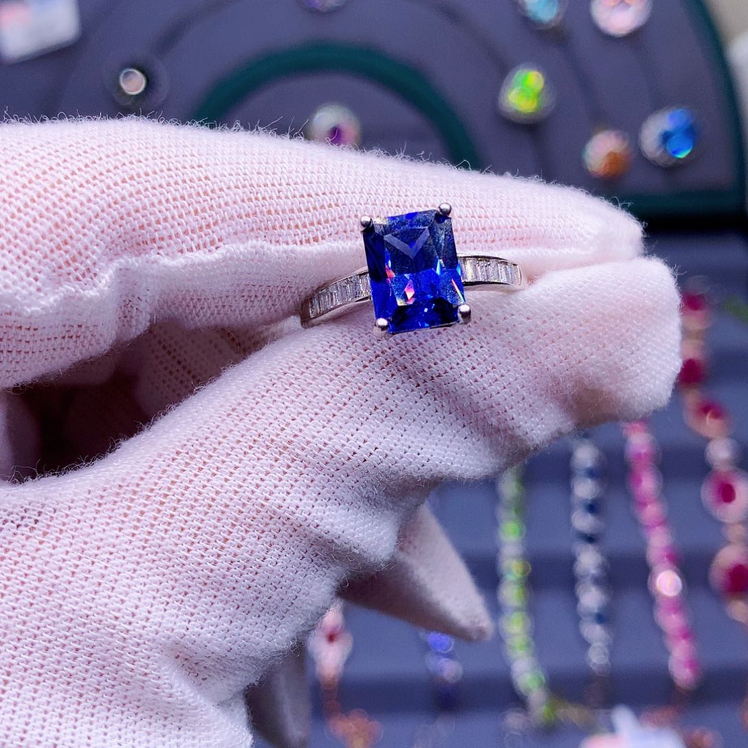 蓝宝石戒指银S925镶嵌