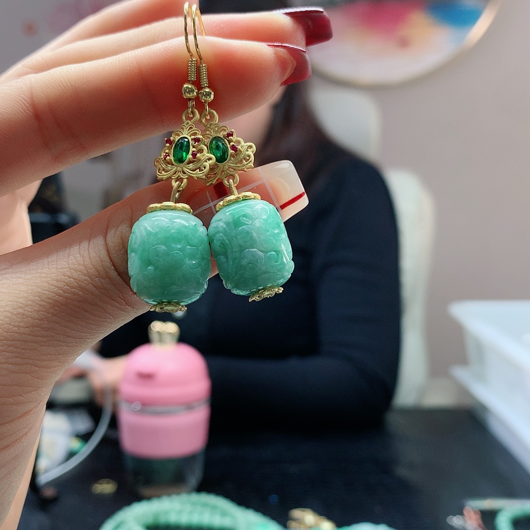 【闪购商品】翡翠耳饰未镶嵌，