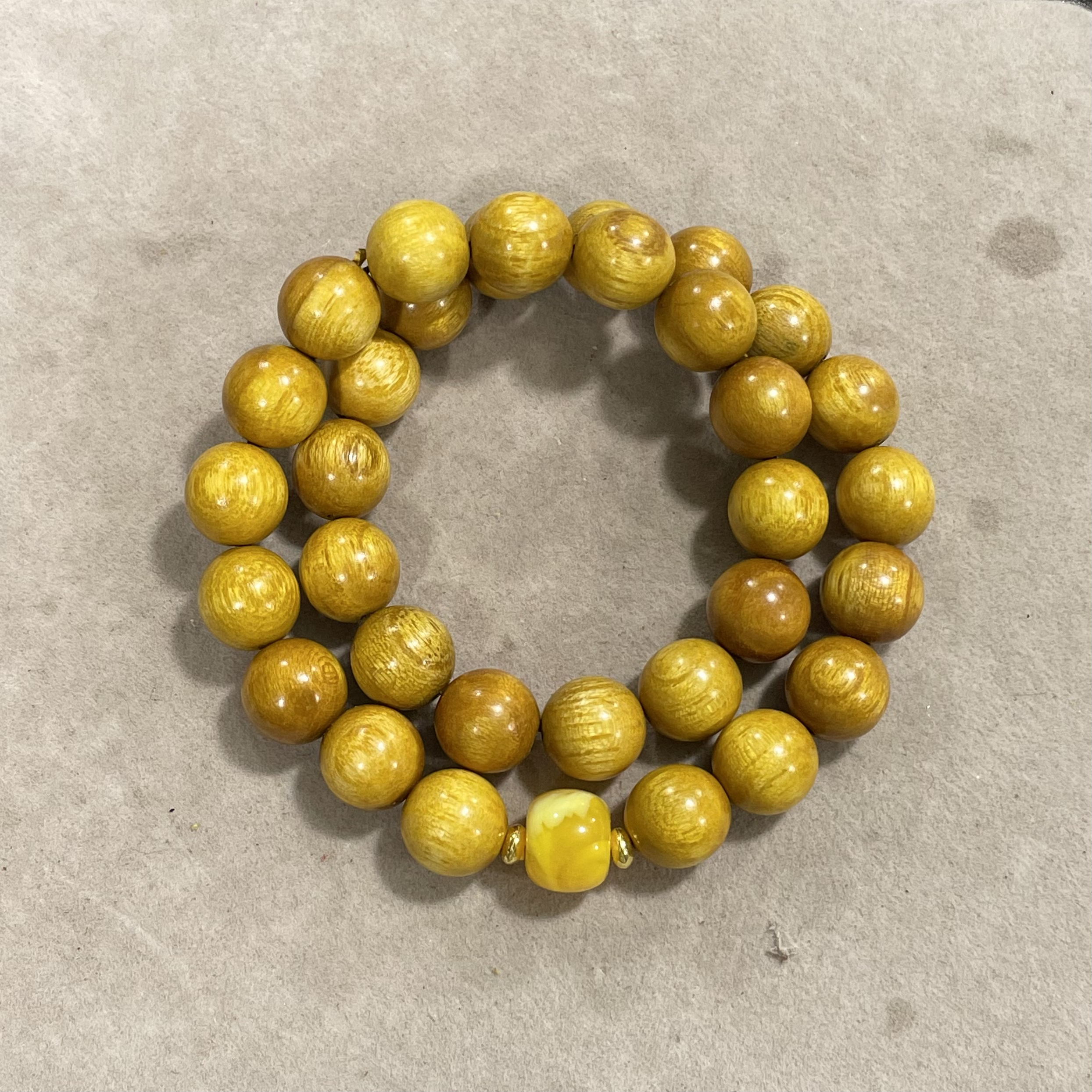 A213黄金檀卡1.2多圈手串