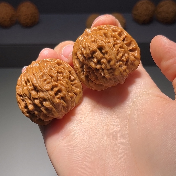 文玩核桃把件四座楼548