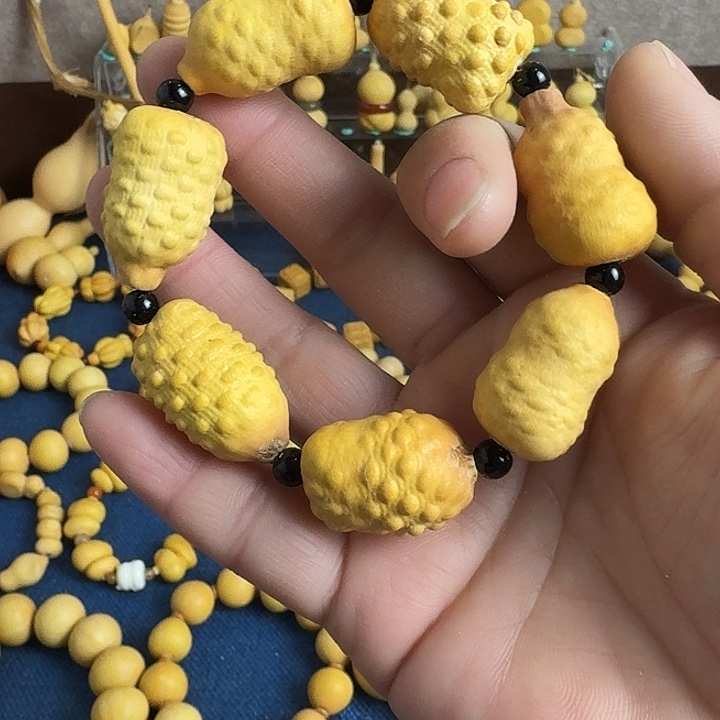 王***酸大叶紫檀（黑酸枝木类）