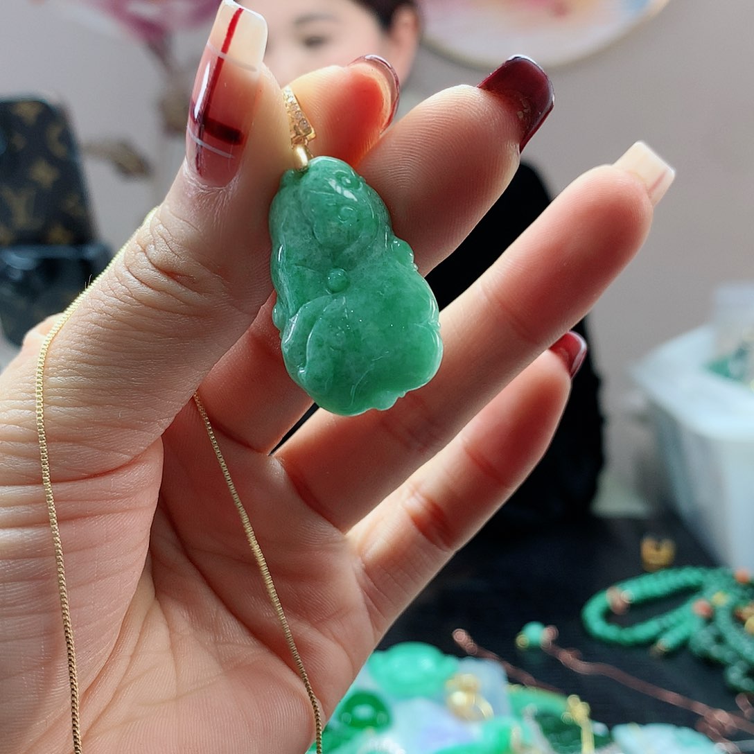 【闪购商品】翡翠吊坠(赠链)合金