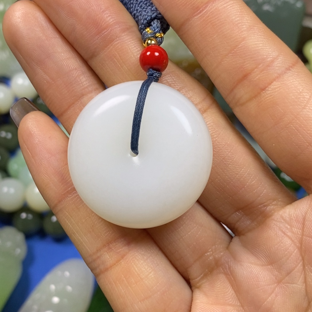 和田玉挂件未镶嵌