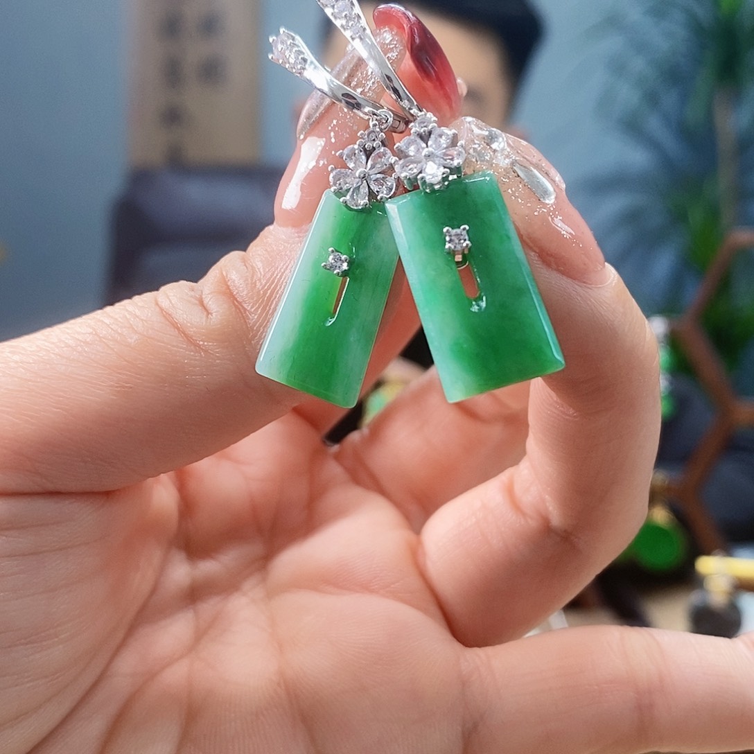 翡翠耳饰银S925镶嵌翡翠