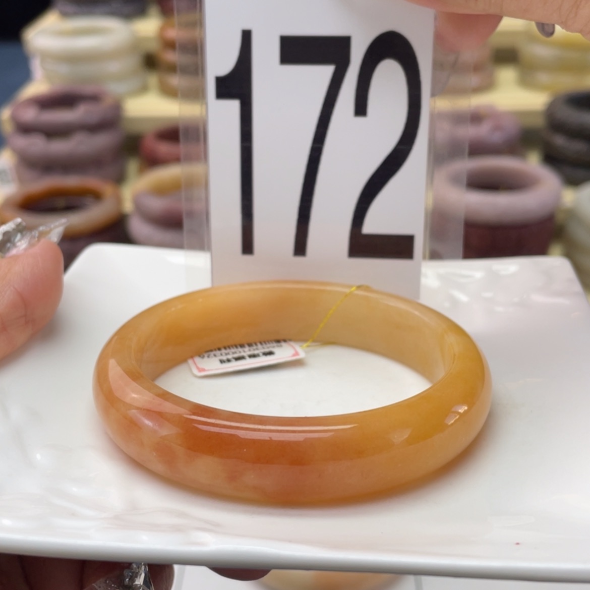 【闪购商品】石英质玉未镶嵌手镯