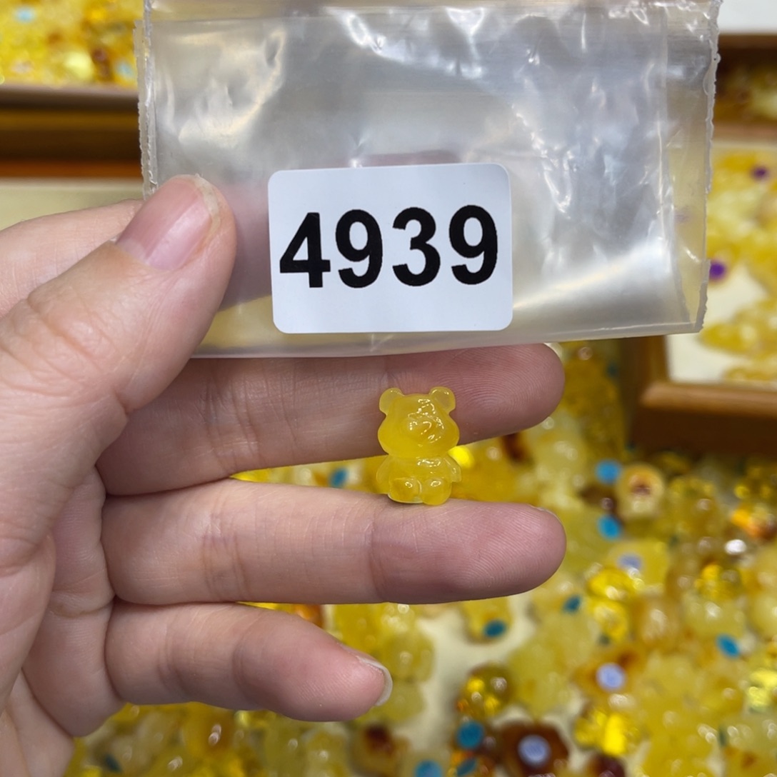 琥珀珠宝奇石未镶嵌