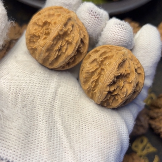 孩***心文玩核桃吊坠秦岭核桃18