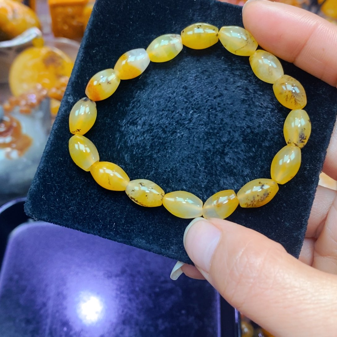 未镶嵌石英质玉（黄龙玉）吊坠(不含链)